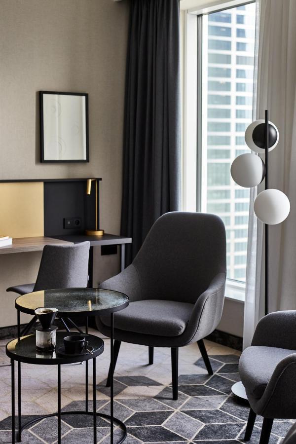 Standard Queen Room City View
